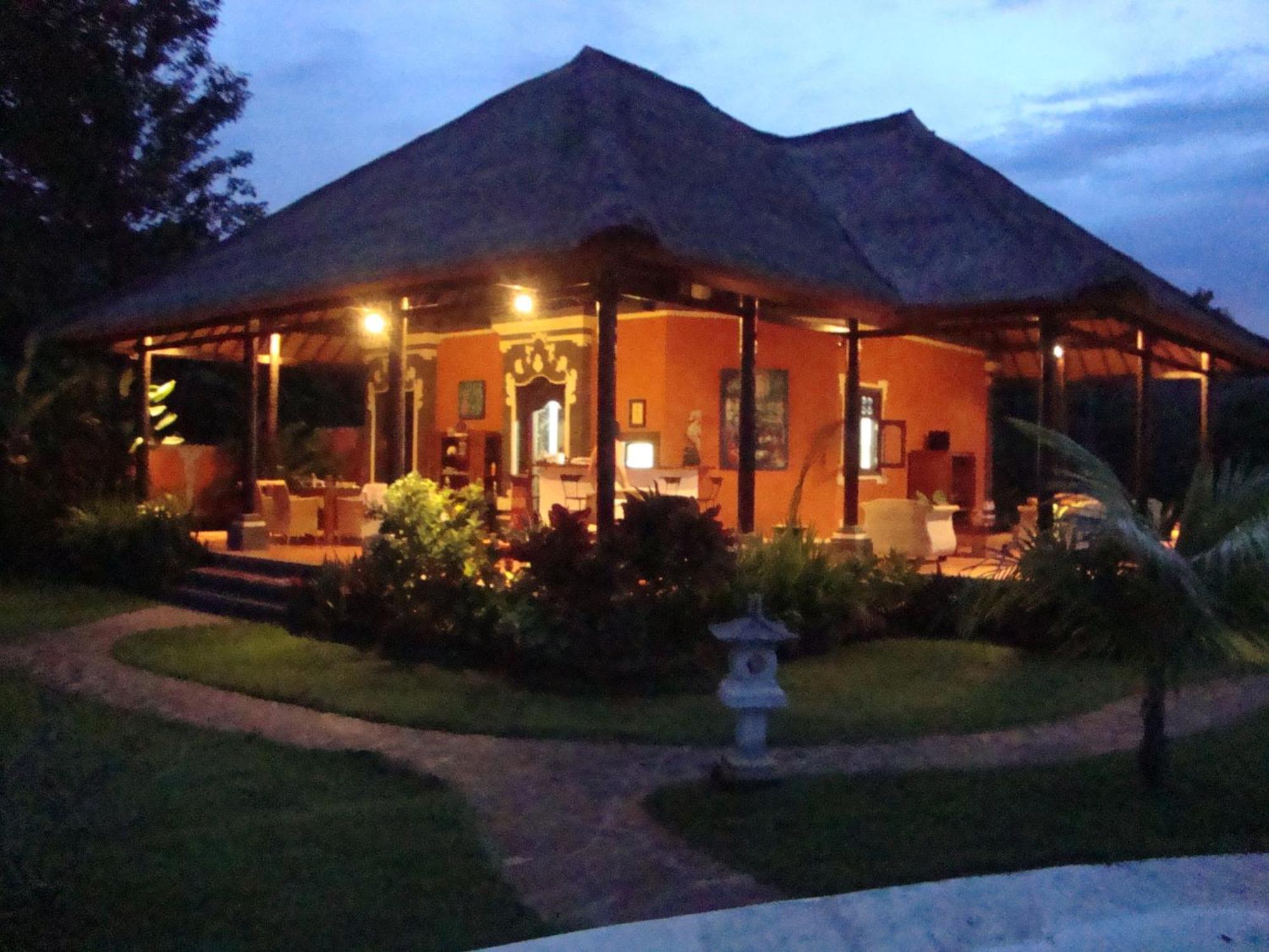 Villa Bali Pondok Jepang โลวินา ภายนอก รูปภาพ