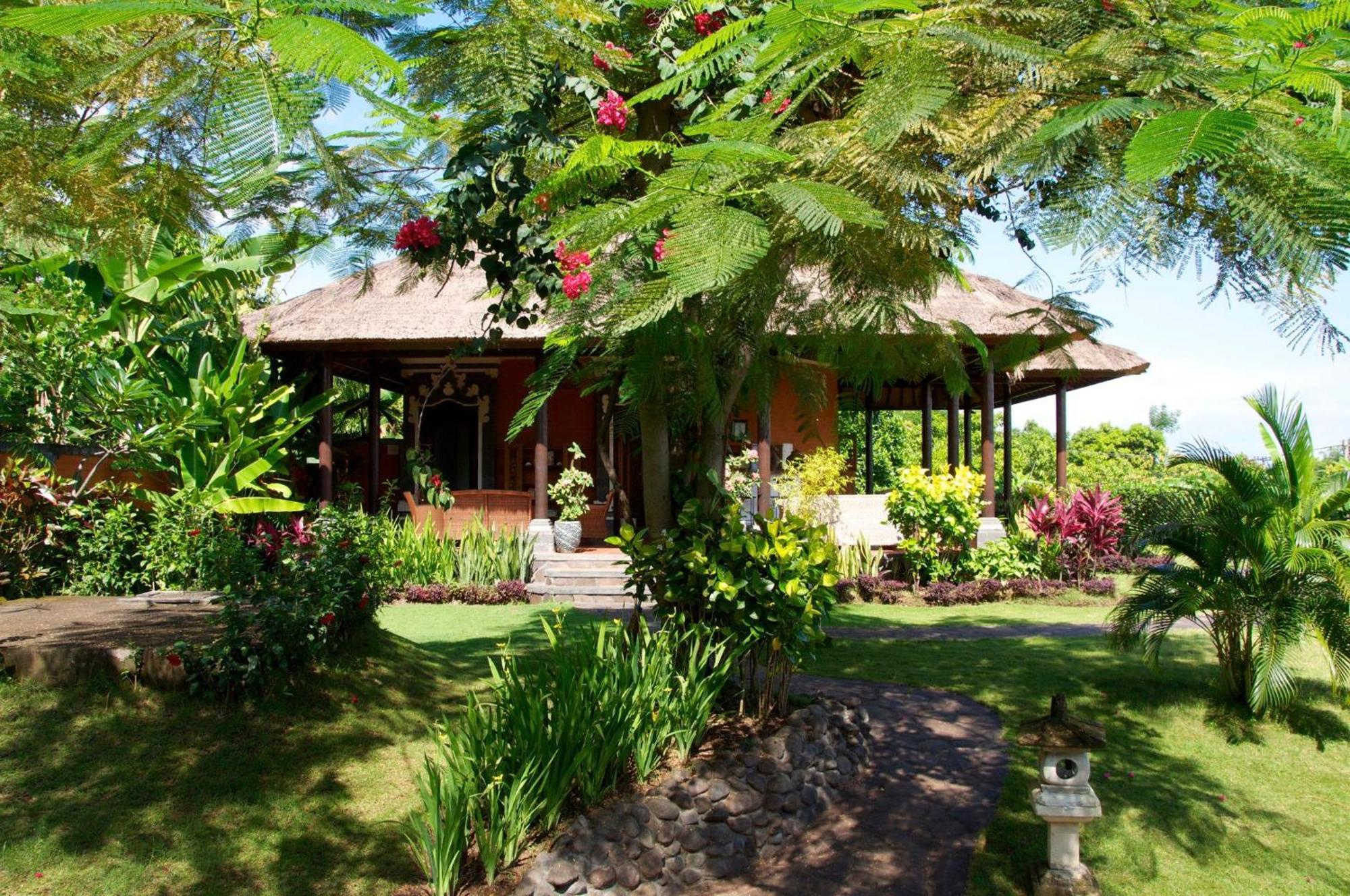 Villa Bali Pondok Jepang โลวินา ภายนอก รูปภาพ